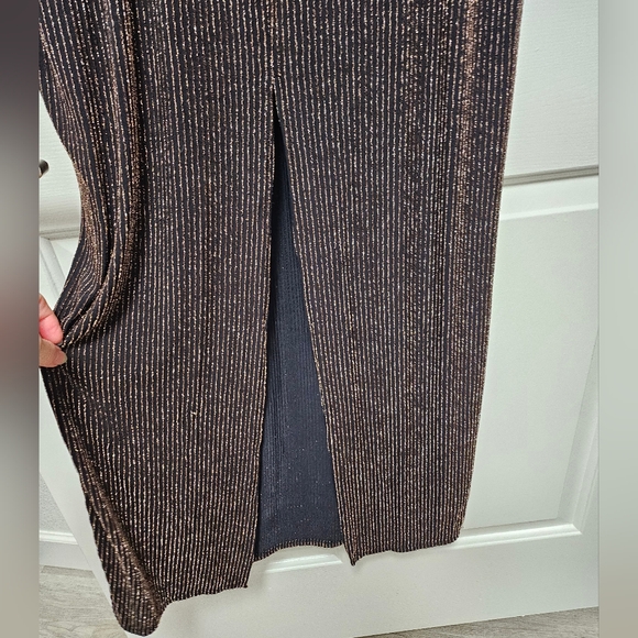✨️NWT~Beautiful Marina Dresses Black/Gold Metallic Maxi Dress Size 10 - Picture 6 of 16